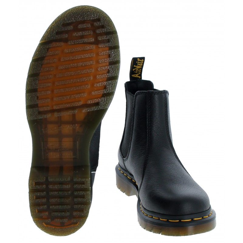 Dr. Martens 2976 Chelsea Boots in Black Virginia Leather